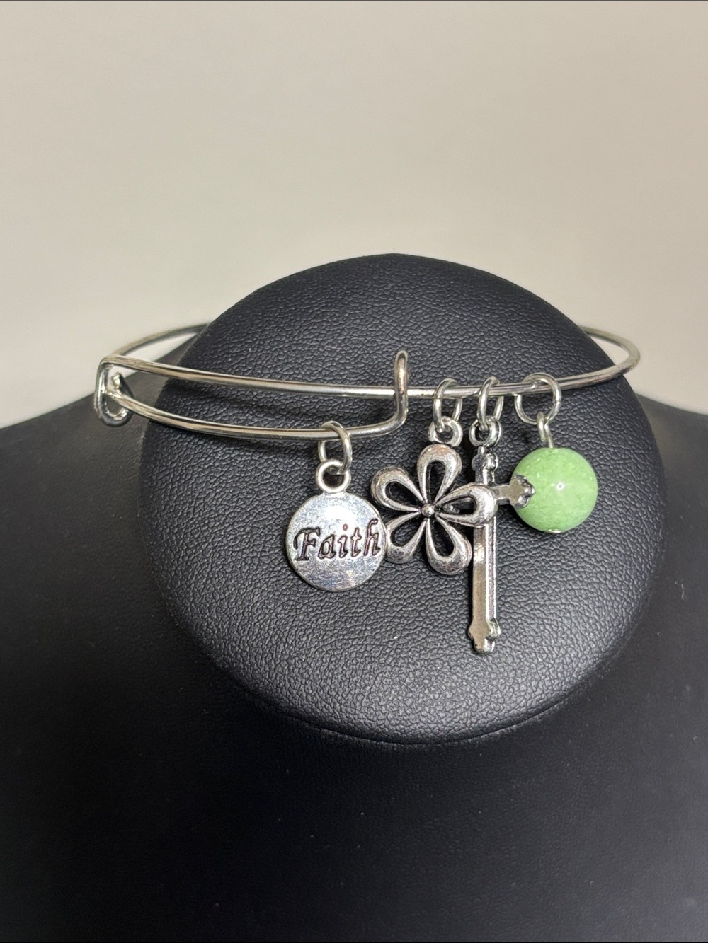 Silver Expandable Charm Bracelet Green Bead, Cross & 'Faith' Disc Adjustable